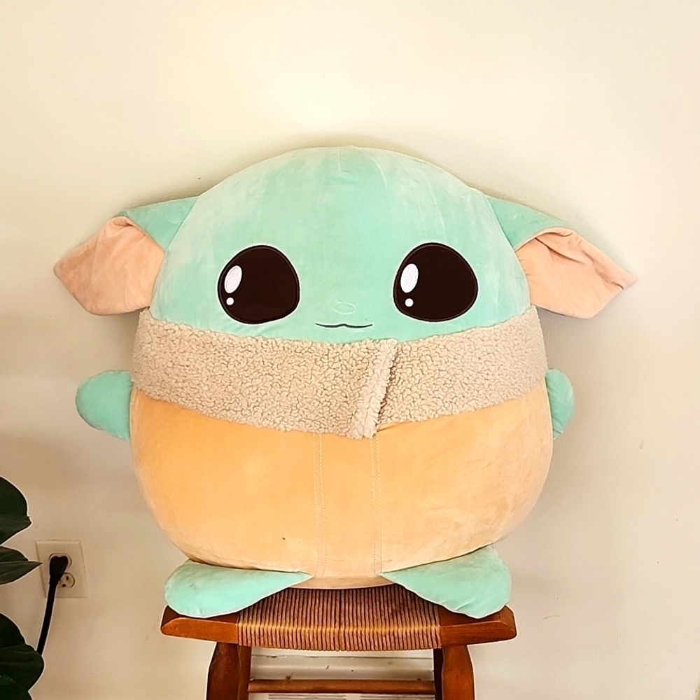 Star Wars Baby Yoda The Child Grogu Mandalorian squishmallow 20 inches